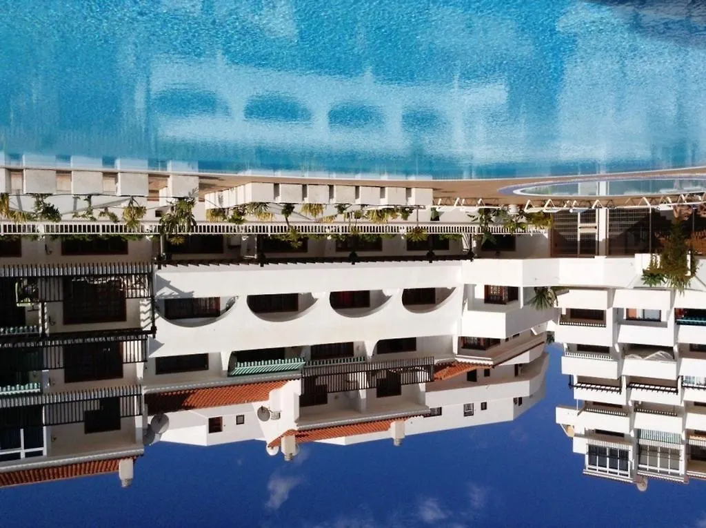 Parque Royal Apartment contacts